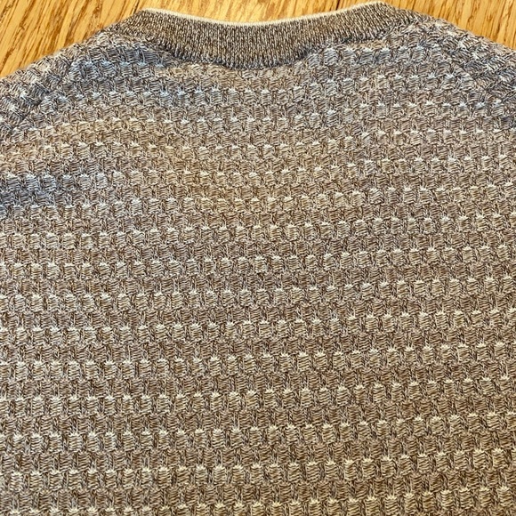 Saks Fifth Avenue Made in Italy tan and cream sweater - Picture 6 of 8